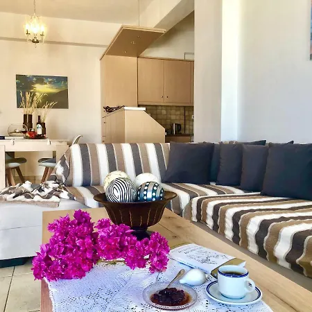 Akros Oikogeneiakon 1 Apartman *